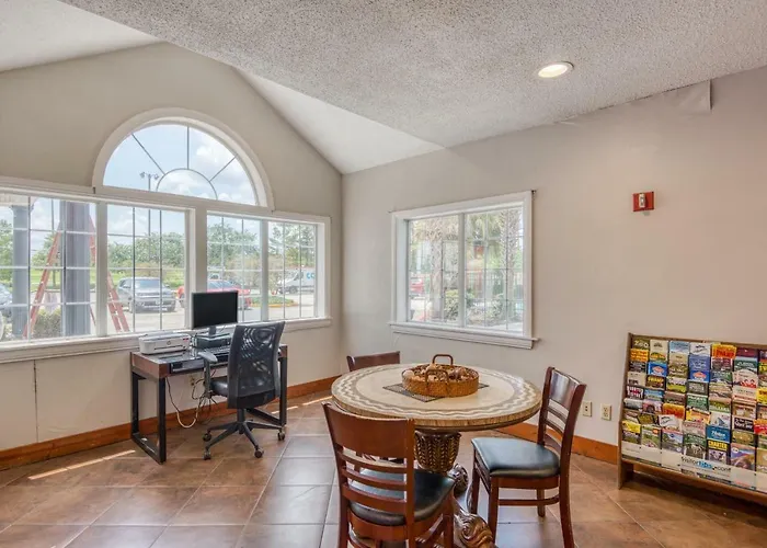 Trident Inn & Suites, Baton Rouge (Adults Only)