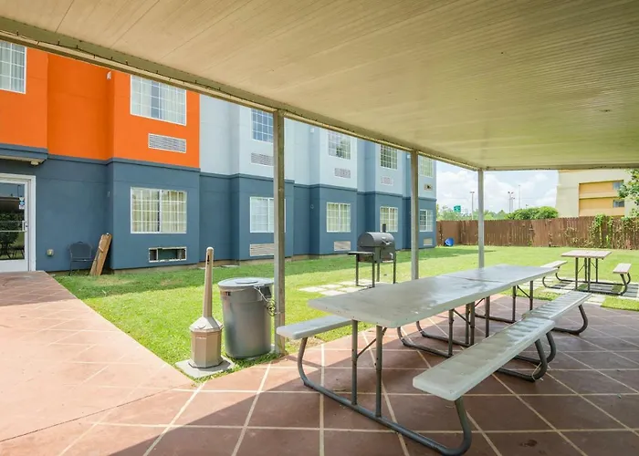 Trident Inn & Suites, Baton Rouge (Adults Only)