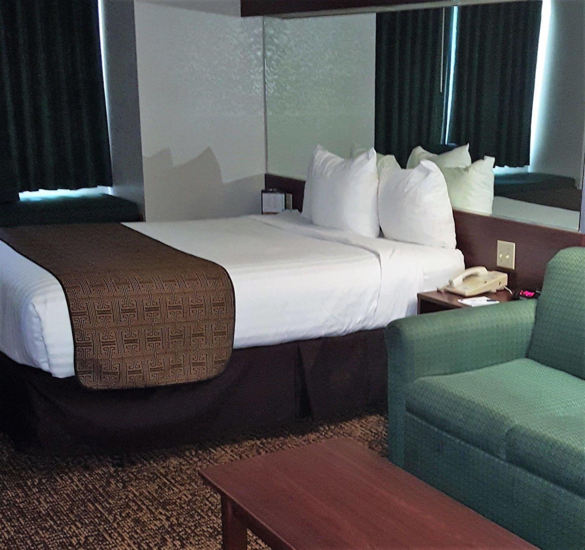 Trident & Suites, Baton Rouge (adults Only) Hotel
